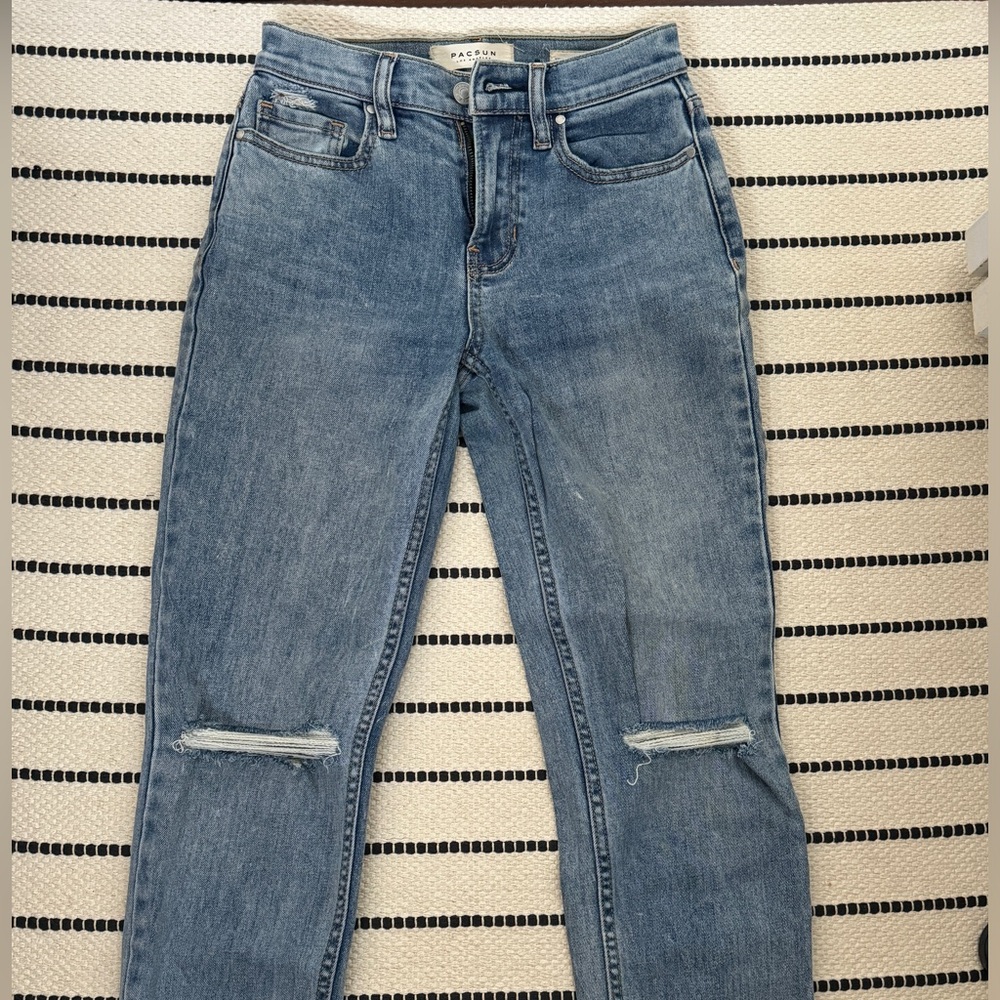 PacSun high-waisted vintage icon jeans